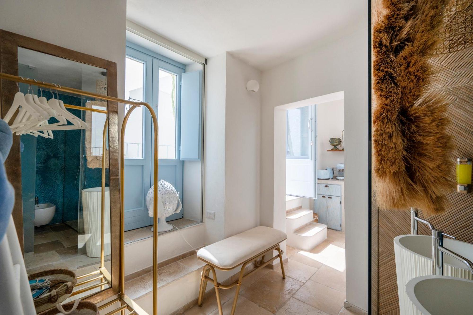 Apulia Charming Suites - Casa Lonfo Suite Sole Monopoli Exteriör bild